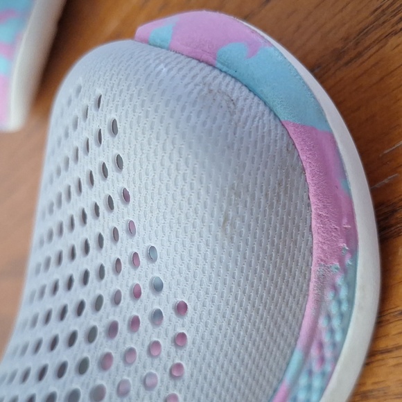 CROCS - Picture 7 of 7